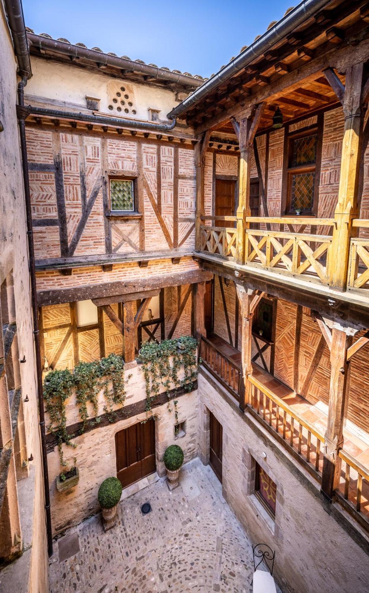 La Maison Bakea Cordes-sur-Ciel Bagian luar foto